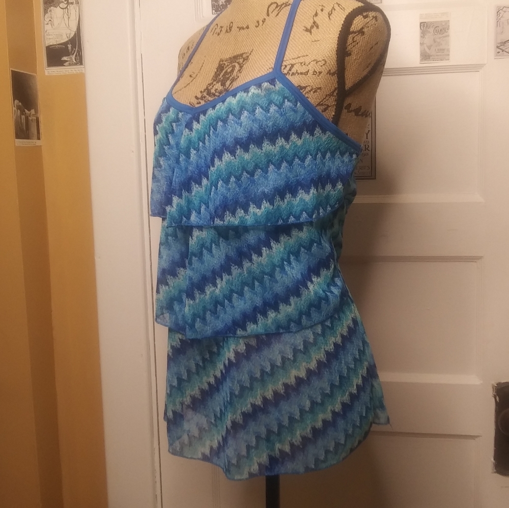 Racer back Tank - Picture 6 of 9